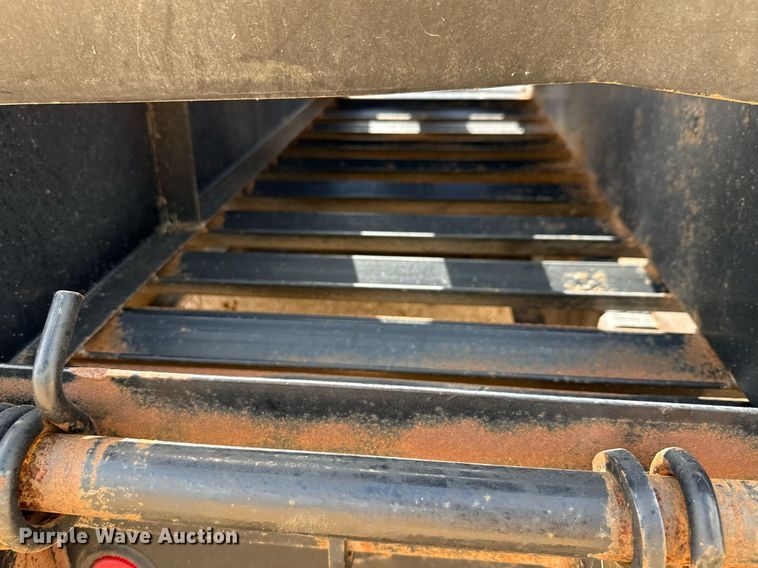 image for item ED5622 2017 Big Tex 22GN-28BK+5MR equipment trailer