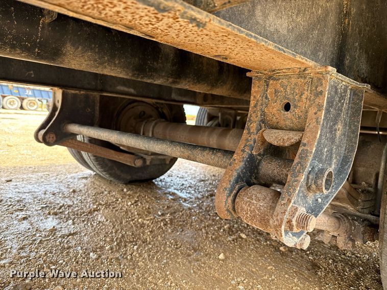 image for item ED5622 2017 Big Tex 22GN-28BK+5MR equipment trailer