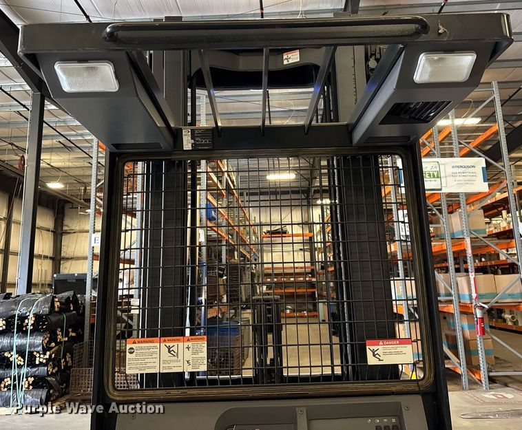 image for item EF1988 Crown SP3520-30 order picker