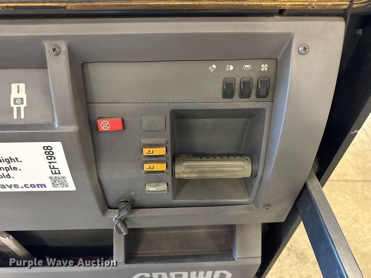 image for item EF1988 Crown SP3520-30 order picker