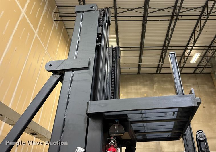 image for item EF1989 2007 Raymond SA-CSR30T order picker