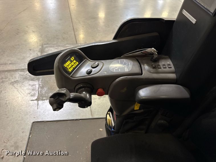 image for item EF1989 2007 Raymond SA-CSR30T order picker