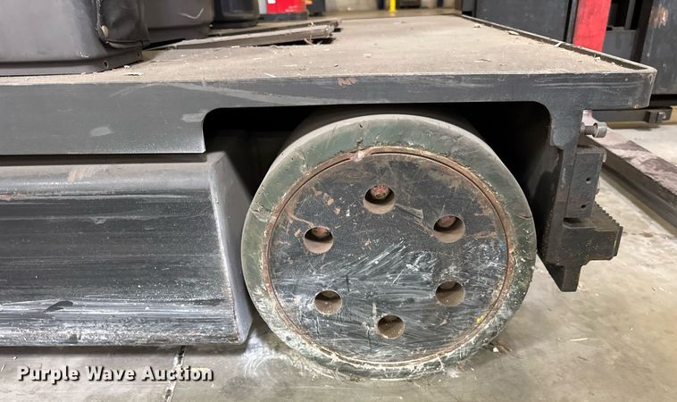 image for item EF1989 2007 Raymond SA-CSR30T order picker