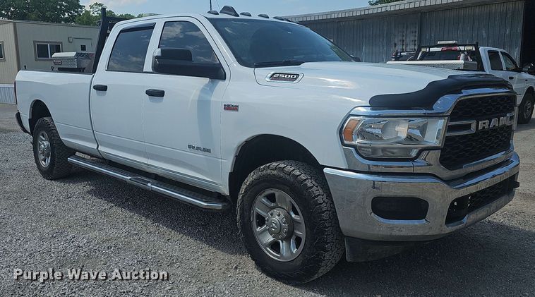 image for item EF3486 2019 Dodge Ram 2500 Crew Cab pickup truck