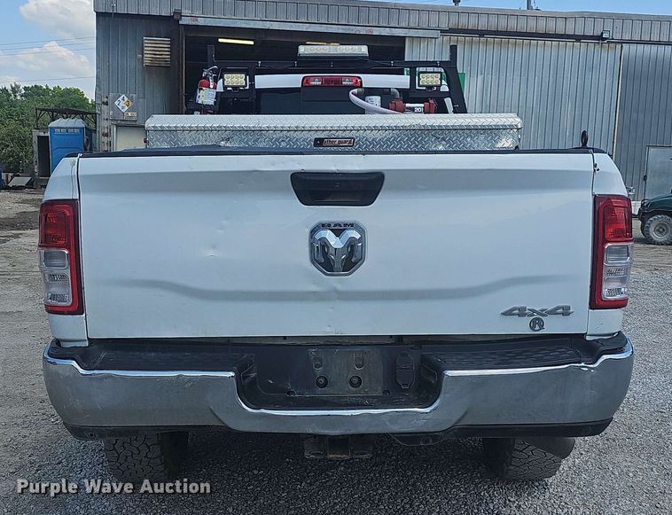 image for item EF3486 2019 Dodge Ram 2500 Crew Cab pickup truck