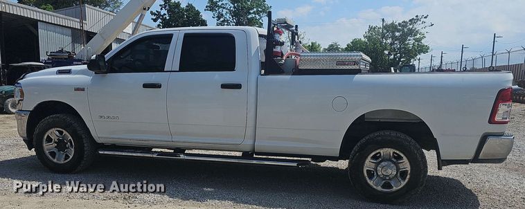 image for item EF3486 2019 Dodge Ram 2500 Crew Cab pickup truck