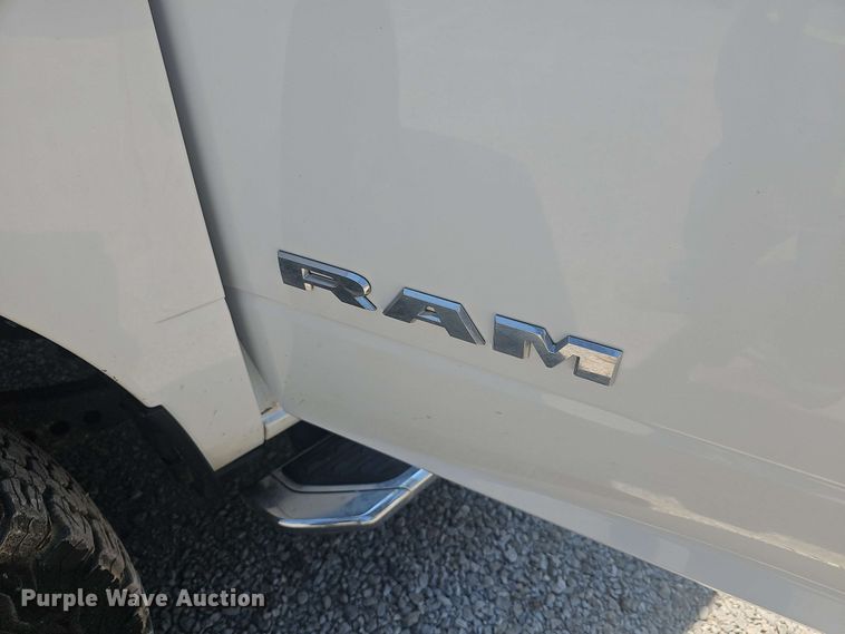 image for item EF3486 2019 Dodge Ram 2500 Crew Cab pickup truck