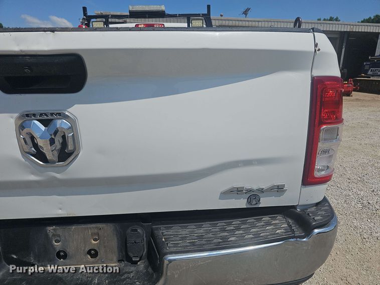 image for item EF3486 2019 Dodge Ram 2500 Crew Cab pickup truck