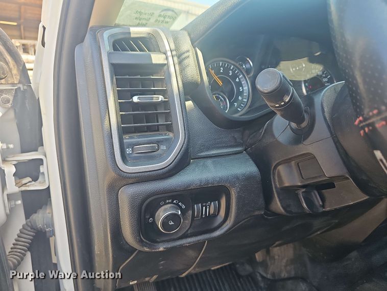 image for item EF3486 2019 Dodge Ram 2500 Crew Cab pickup truck