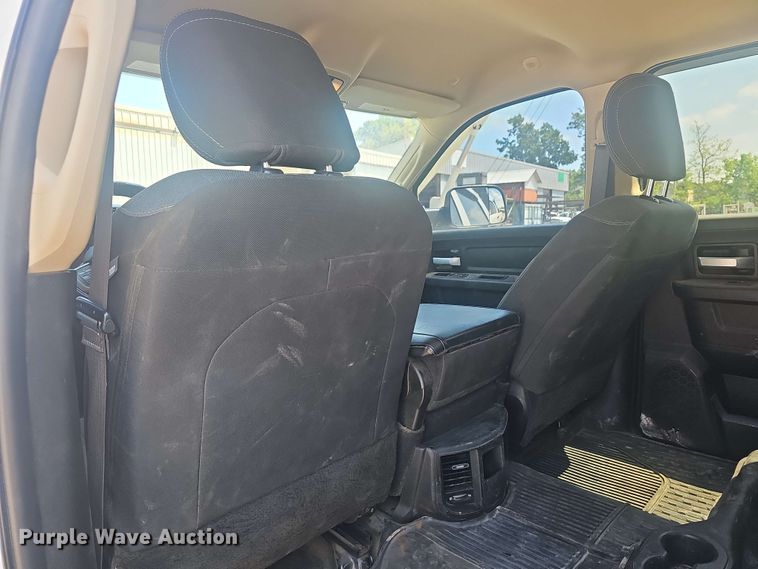 image for item EF3486 2019 Dodge Ram 2500 Crew Cab pickup truck