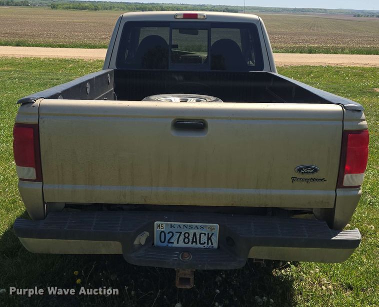 image for item EF3489 2000 Ford Ranger XLT SuperCab pickup truck