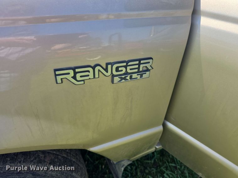 image for item EF3489 2000 Ford Ranger XLT SuperCab pickup truck