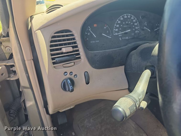 image for item EF3489 2000 Ford Ranger XLT SuperCab pickup truck