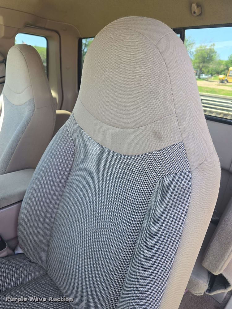 image for item EF3489 2000 Ford Ranger XLT SuperCab pickup truck