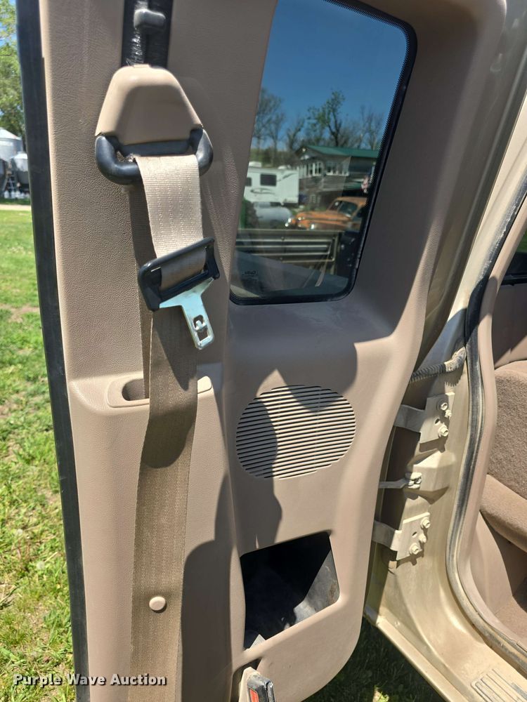 image for item EF3489 2000 Ford Ranger XLT SuperCab pickup truck