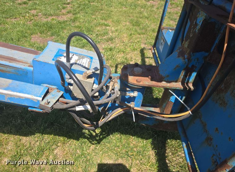 image for item EF3492 1999 Genie S-40 boom lift