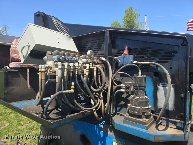 image for item EF3492 1999 Genie S-40 boom lift