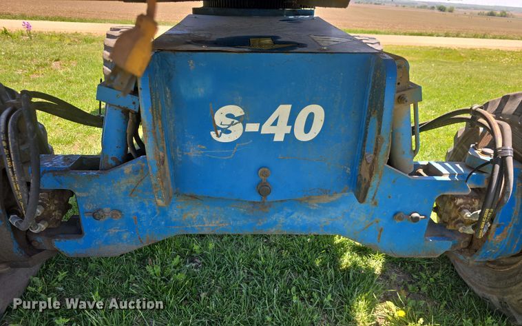 image for item EF3492 1999 Genie S-40 boom lift