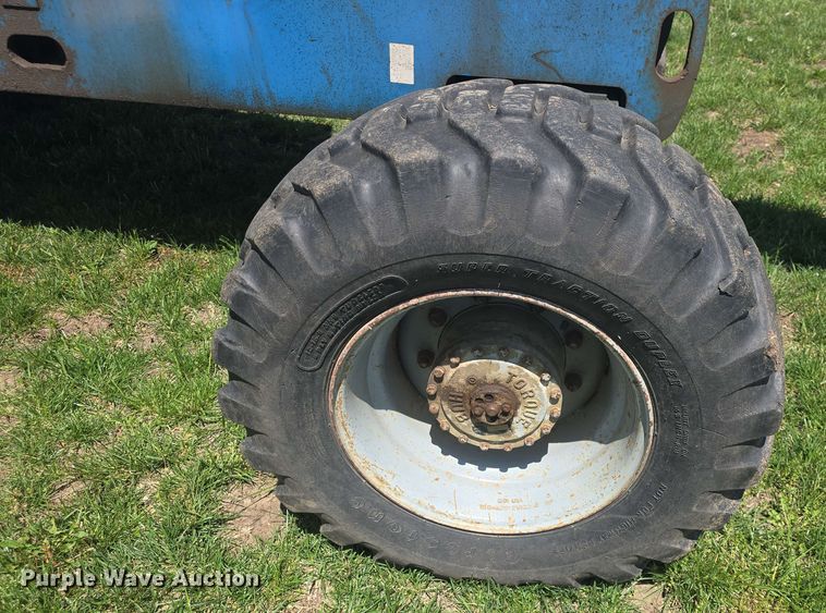 image for item EF3492 1999 Genie S-40 boom lift