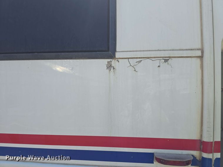 image for item EF3493 2009 International 3200 RV