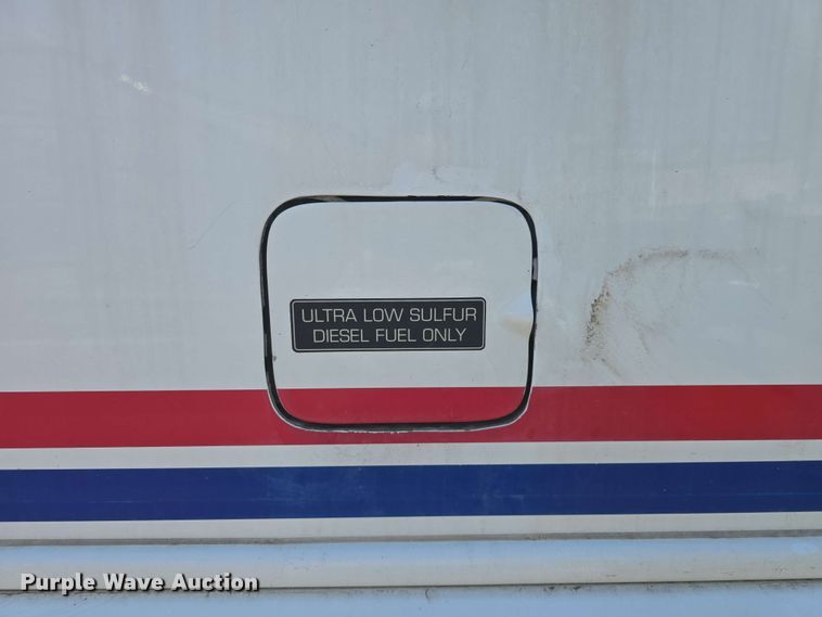 image for item EF3493 2009 International 3200 RV