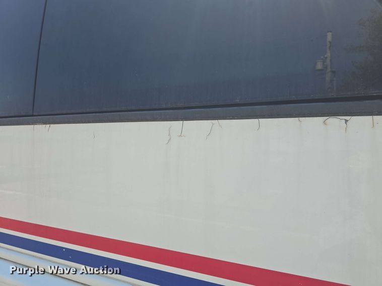 image for item EF3493 2009 International 3200 RV