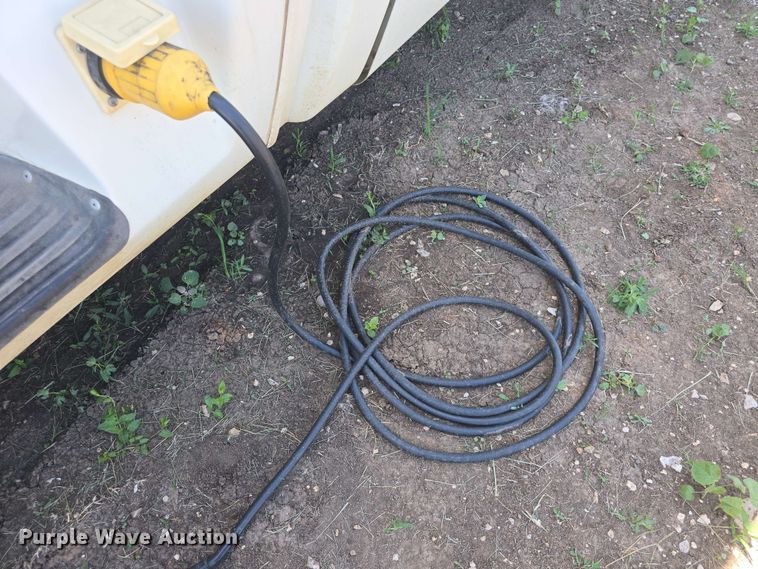 image for item EF3493 2009 International 3200 RV