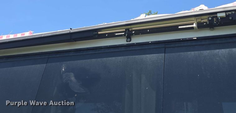 image for item EF3493 2009 International 3200 RV