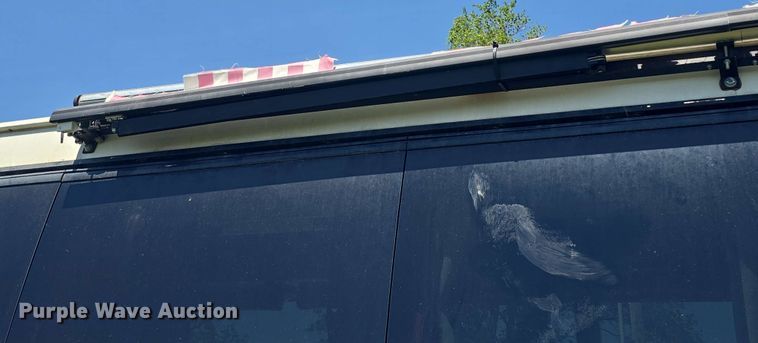 image for item EF3493 2009 International 3200 RV