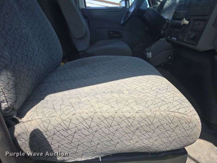 image for item EF3493 2009 International 3200 RV