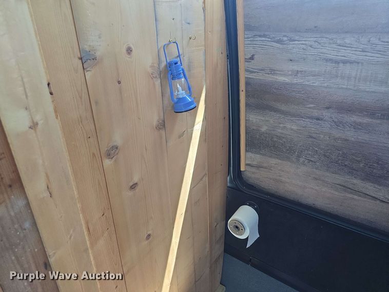 image for item EF3493 2009 International 3200 RV