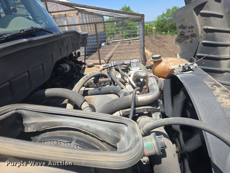 image for item EF3493 2009 International 3200 RV