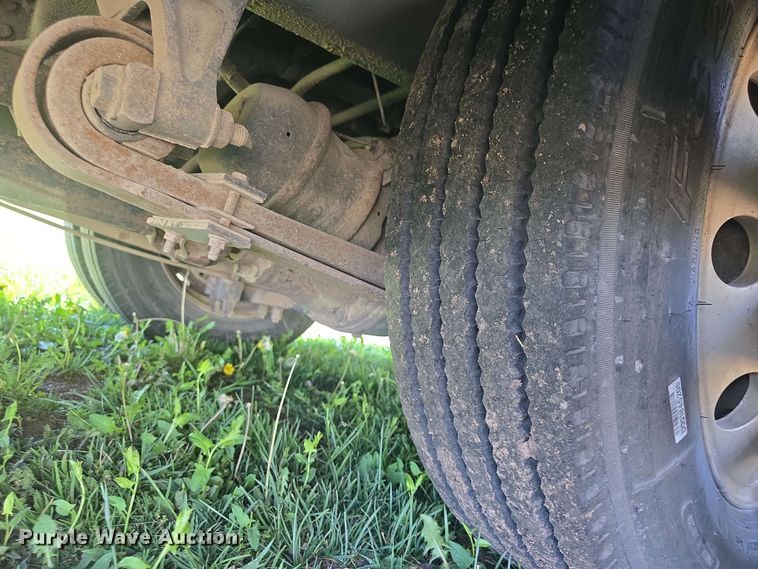 image for item EF3493 2009 International 3200 RV