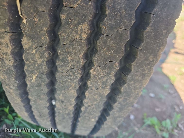 image for item EF3493 2009 International 3200 RV