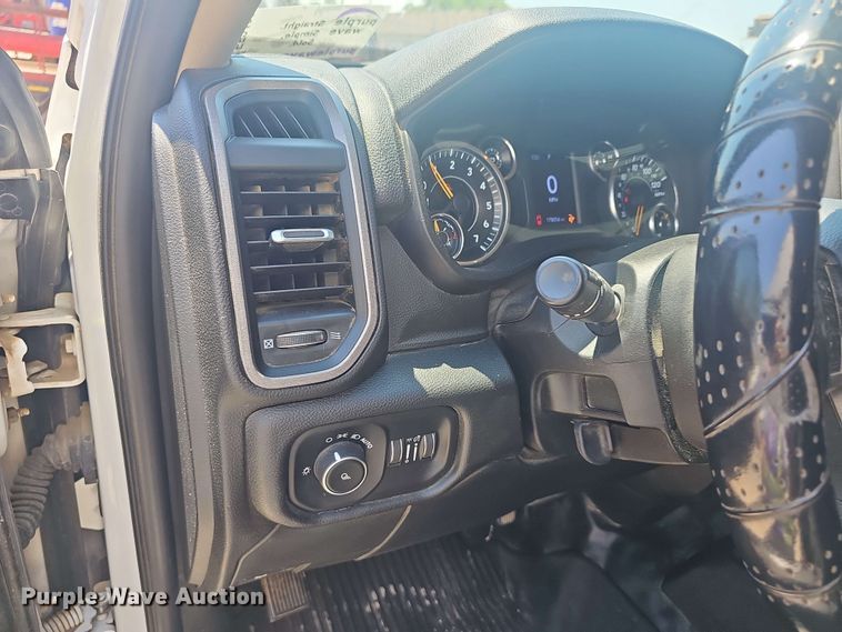 image for item EF3498 2020 Dodge Ram 2500 Crew Cab pickup truck