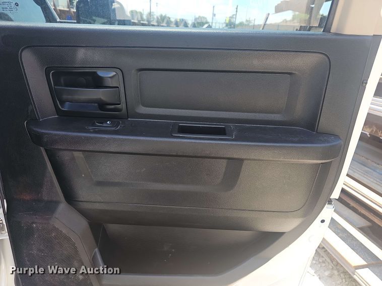 image for item EF3498 2020 Dodge Ram 2500 Crew Cab pickup truck