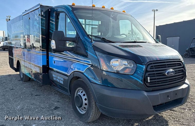 image for item EG2351 2015 Ford Transit 350 utility / service van