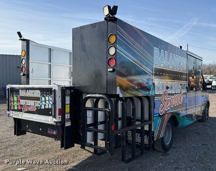 image for item EG2351 2015 Ford Transit 350 utility / service van