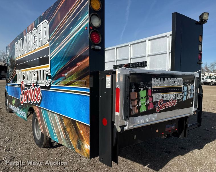 image for item EG2351 2015 Ford Transit 350 utility / service van