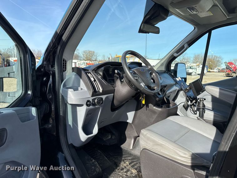 image for item EG2351 2015 Ford Transit 350 utility / service van