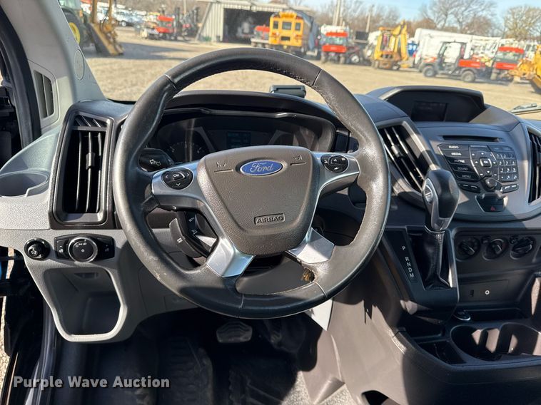 image for item EG2351 2015 Ford Transit 350 utility / service van