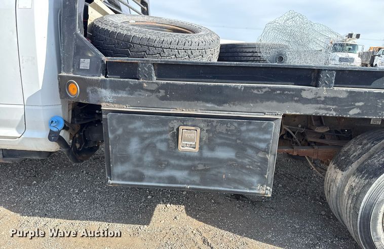 image for item EG5679 2012 Dodge Ram 5500HD flatbed truck