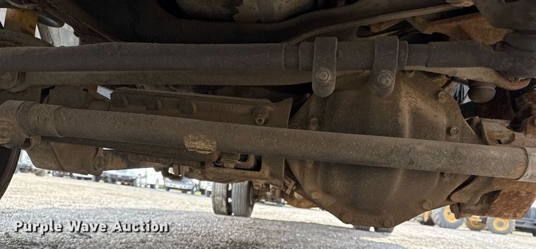 image for item EG5679 2012 Dodge Ram 5500HD flatbed truck