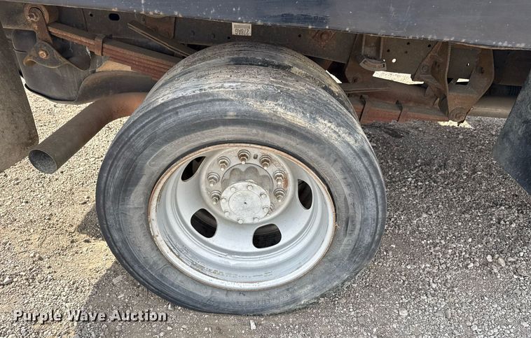 image for item EG5679 2012 Dodge Ram 5500HD flatbed truck