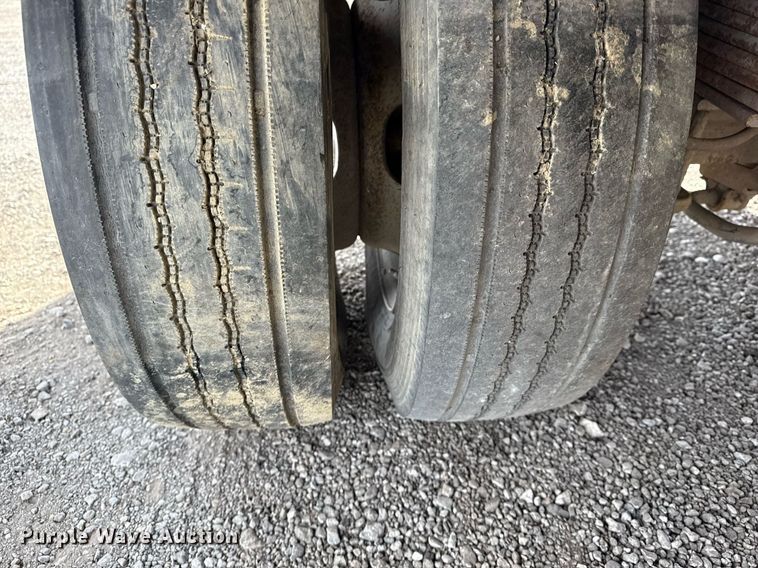 image for item EG5679 2012 Dodge Ram 5500HD flatbed truck