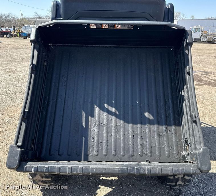 image for item EG5688 2010 John Deere Gator utility vehicle