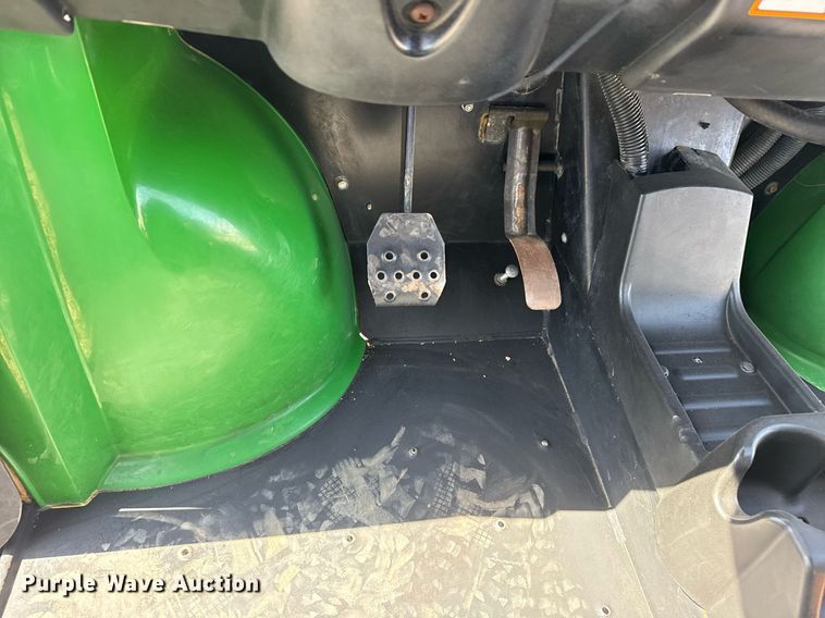 image for item EG5688 2010 John Deere Gator utility vehicle