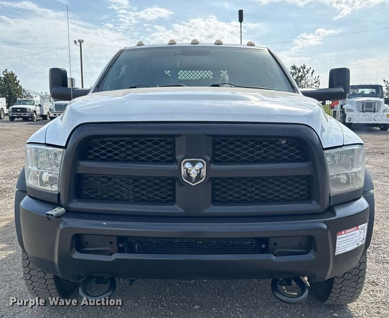 image for item EG5696 2016 Dodge Ram 4500HD Crew Cab flatbed truck