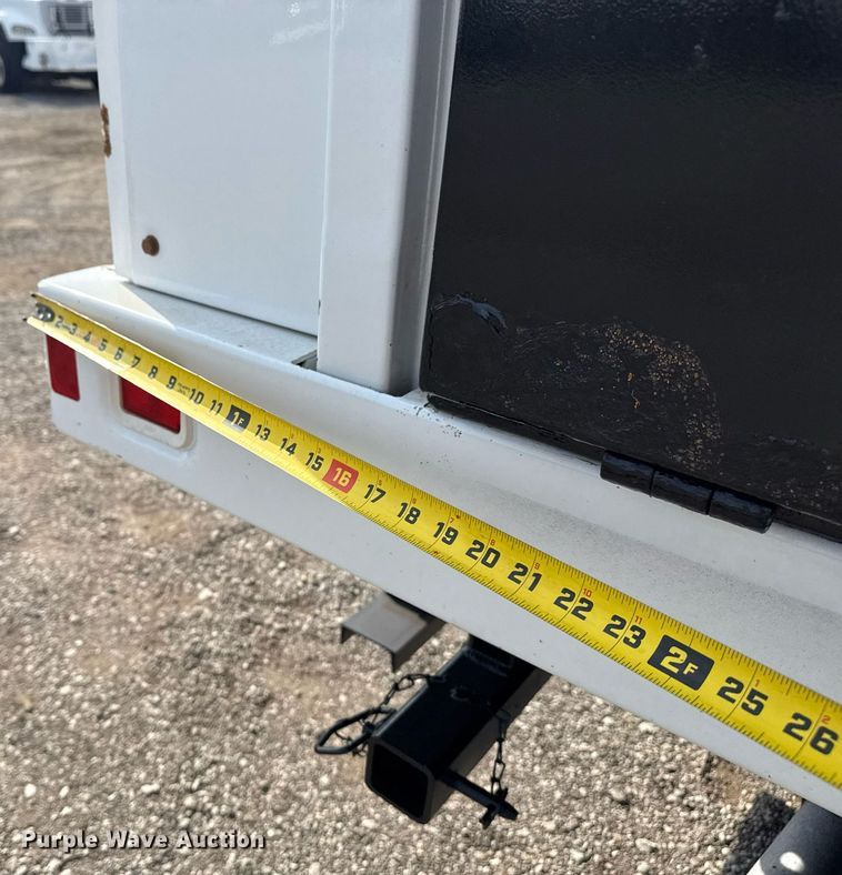 image for item EG5696 2016 Dodge Ram 4500HD Crew Cab flatbed truck