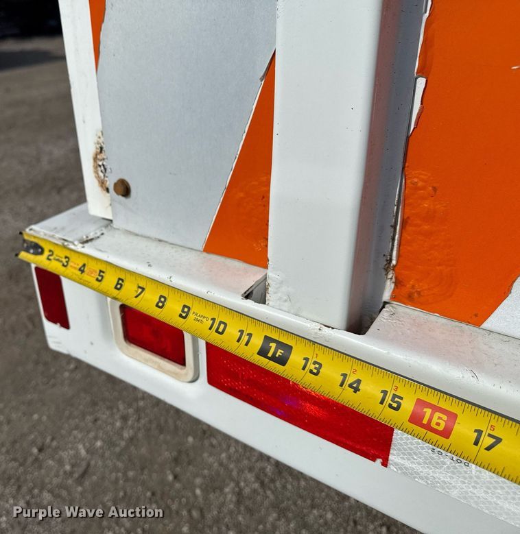 image for item EG5696 2016 Dodge Ram 4500HD Crew Cab flatbed truck